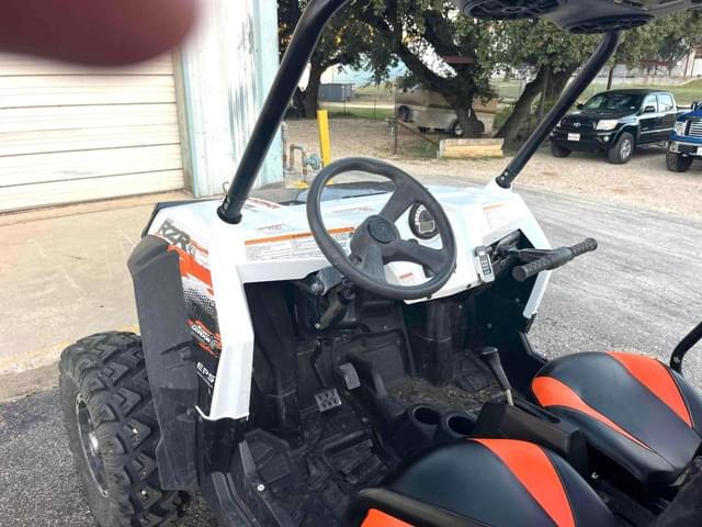 Image of Polaris RZR 800 equipment image 3