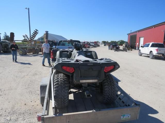Image of Polaris Sportsman 550 equipment image 1