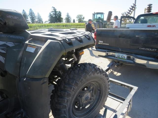 Image of Polaris Sportsman 550 equipment image 3