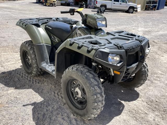 Image of Polaris Sportsman 550 EFI equipment image 2