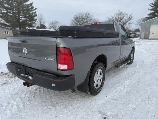 Image of Dodge Ram 1500 equipment image 3