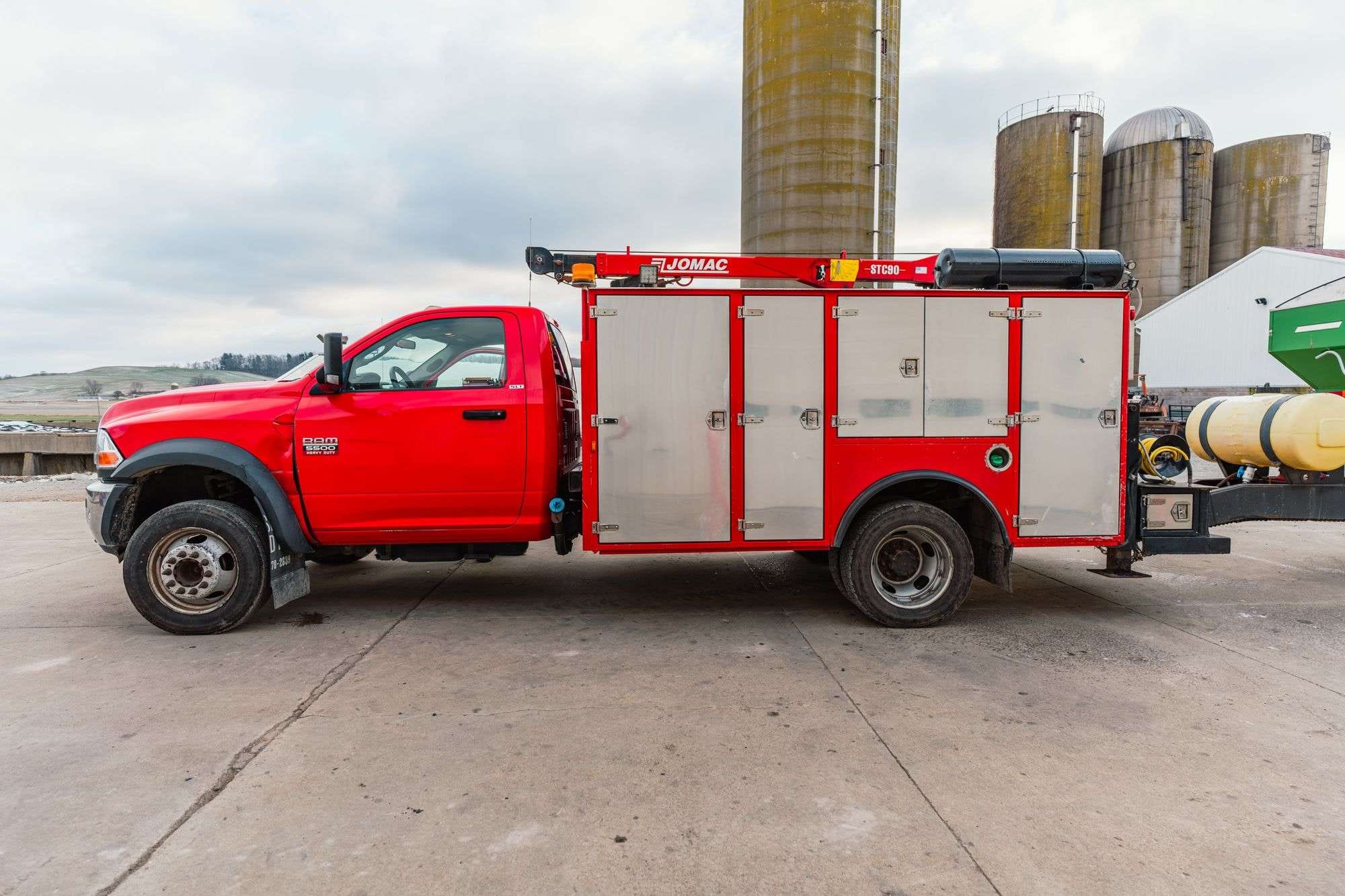 2010 Dodge Ram 5500 Equipment Image0