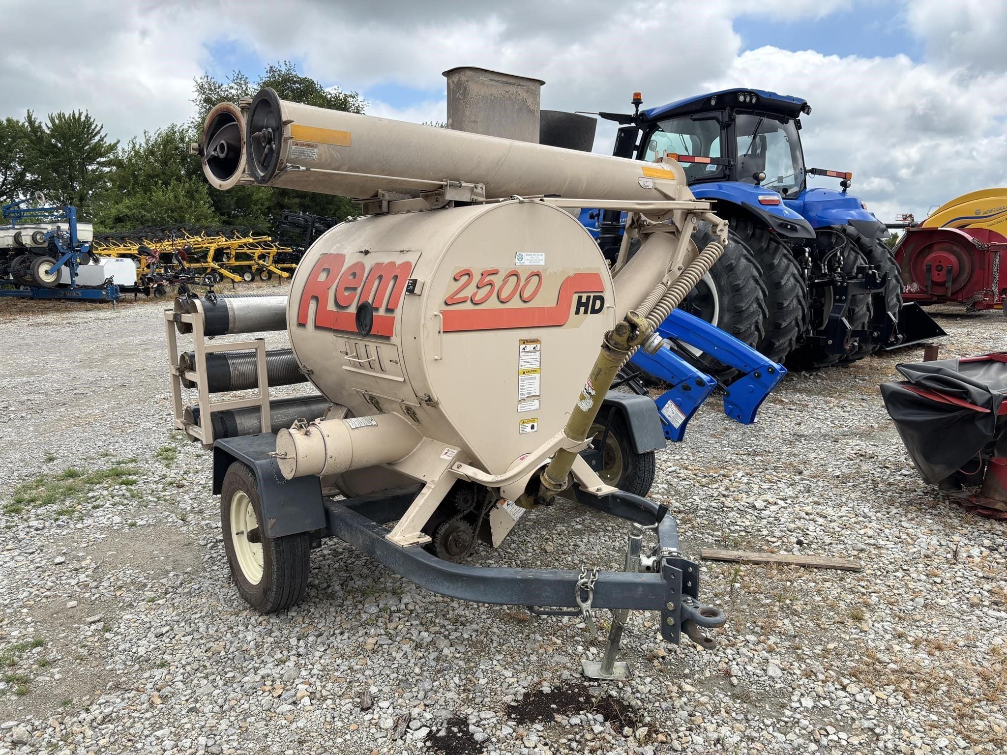 2010 REM 2500HD Equipment Image0