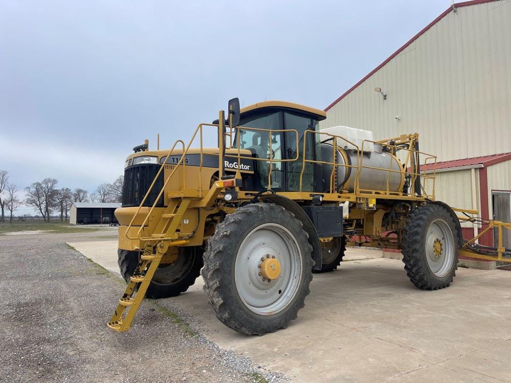 Main image Ag-Chem RoGator 1184