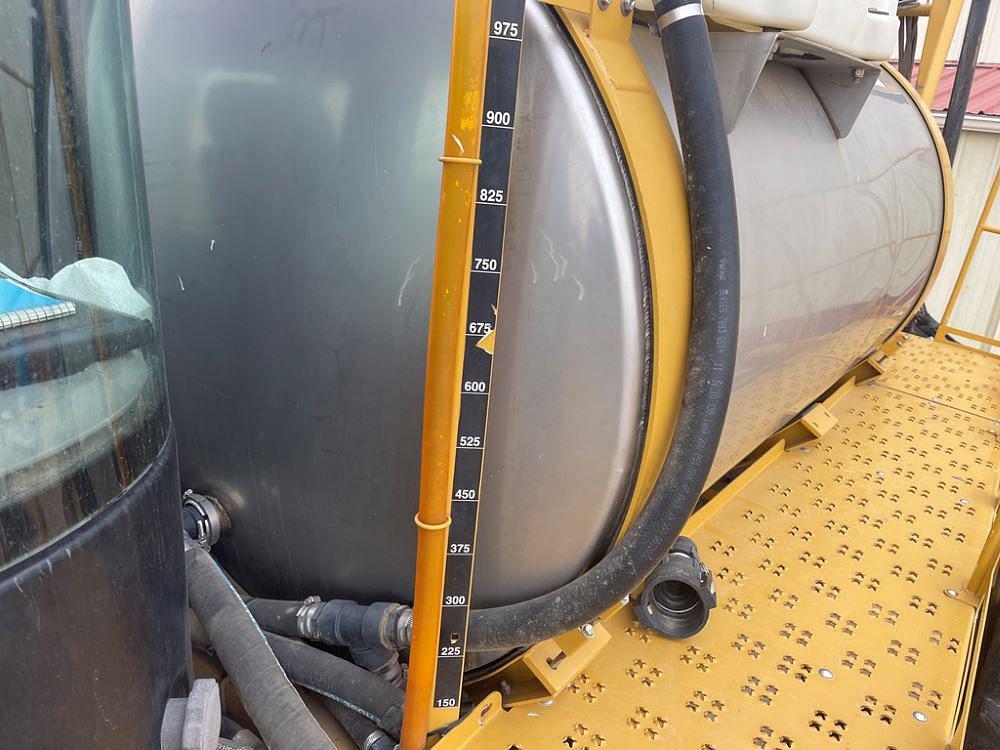 Main image Ag-Chem RoGator 1184 87
