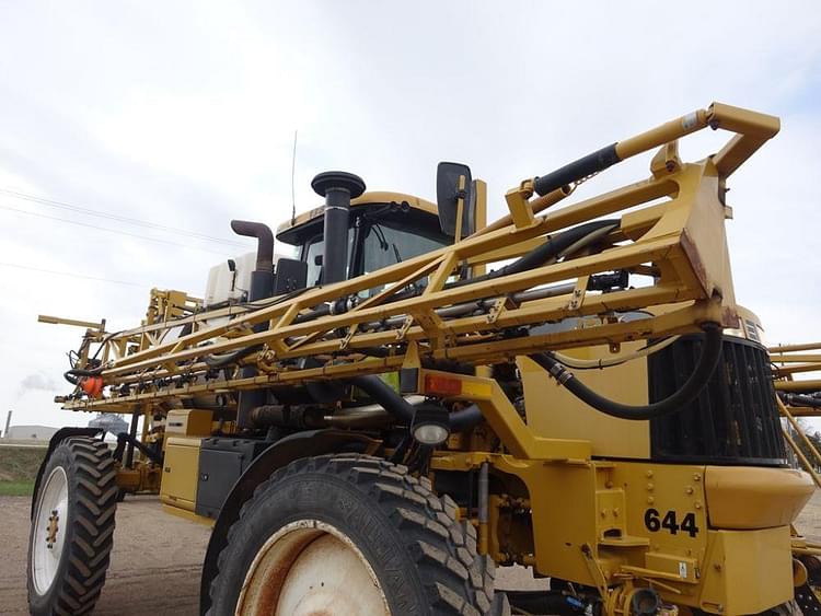 Main image Ag-Chem RoGator 1386 53