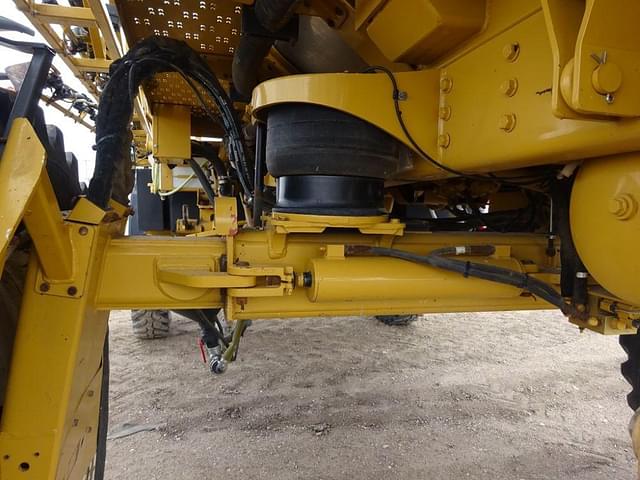 Thumbnail image Ag-Chem RoGator 1386 67