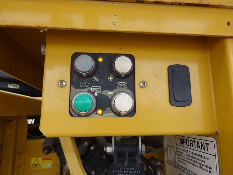 Main image Ag-Chem RoGator 1386 74