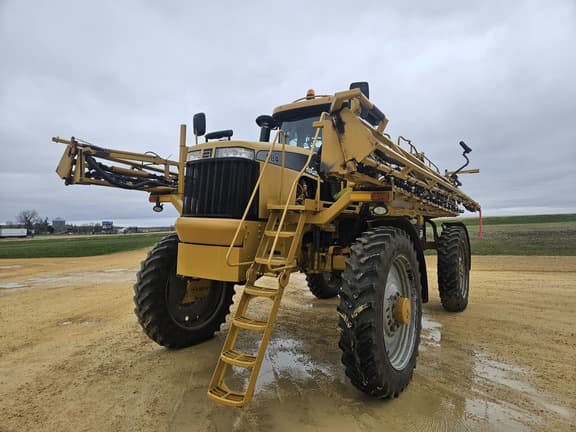 Image of Ag-Chem RoGator 984 equipment image 2