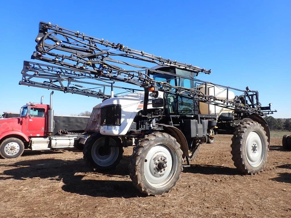 2010 Spra-Coupe 7660 Equipment Image0