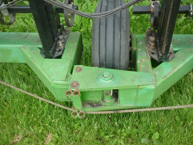 Image of Summers SuperWeeder equipment image 4