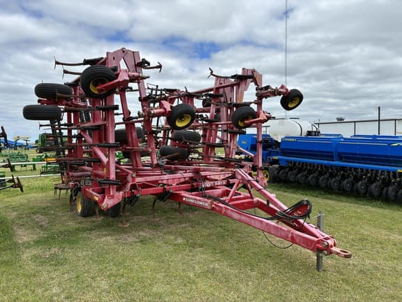 Image of Sunflower 5055-44 equipment image 3