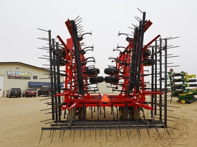 Image of Sunflower 5055 equipment image 2