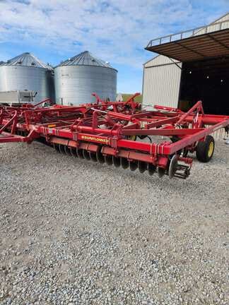 2010 Sunflower 6333-28 Equipment Image0