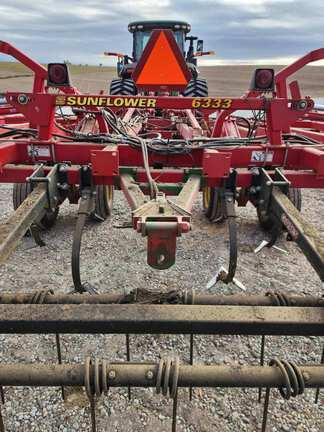 Image of Sunflower 6333-28 equipment image 4