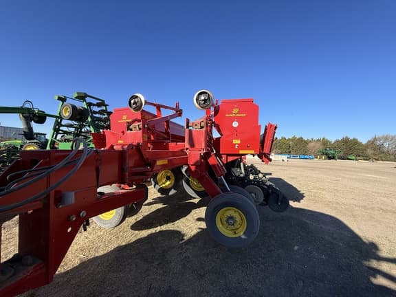 Image of Sunflower 9434 equipment image 4