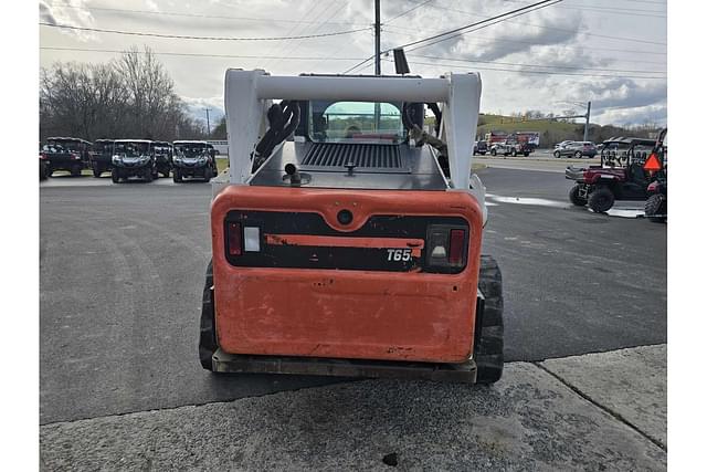 Image of Bobcat T650 equipment image 4