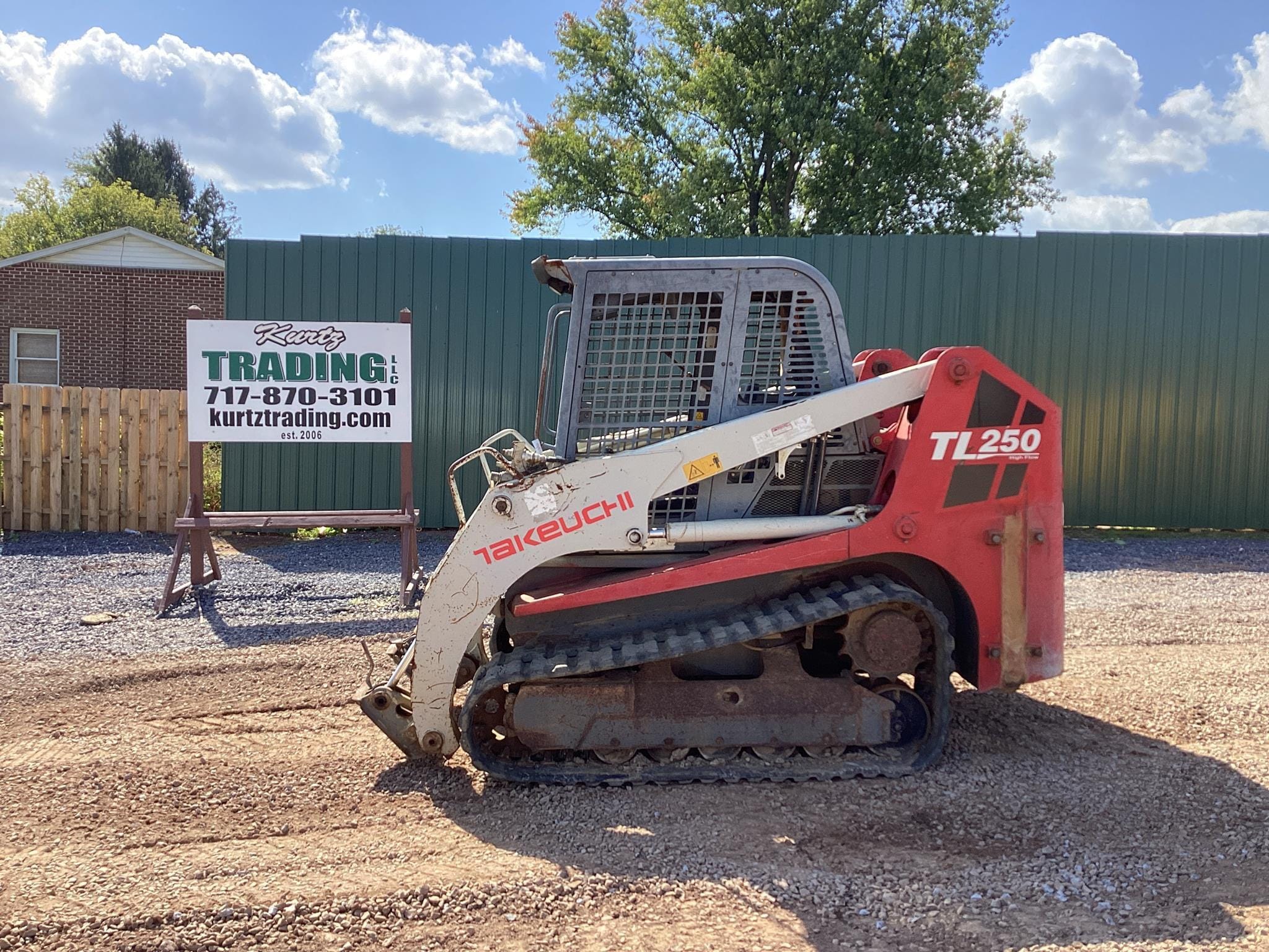 Main image Takeuchi TL250