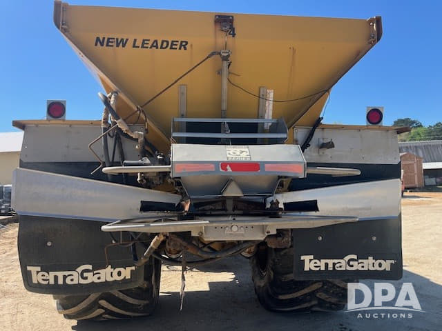 Image of Terra-Gator TG8204 equipment image 3