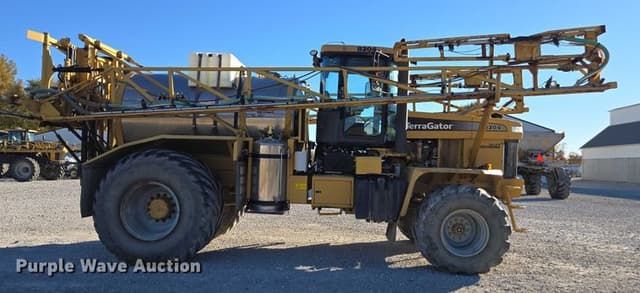 Image of Terra-Gator TG8204 equipment image 3