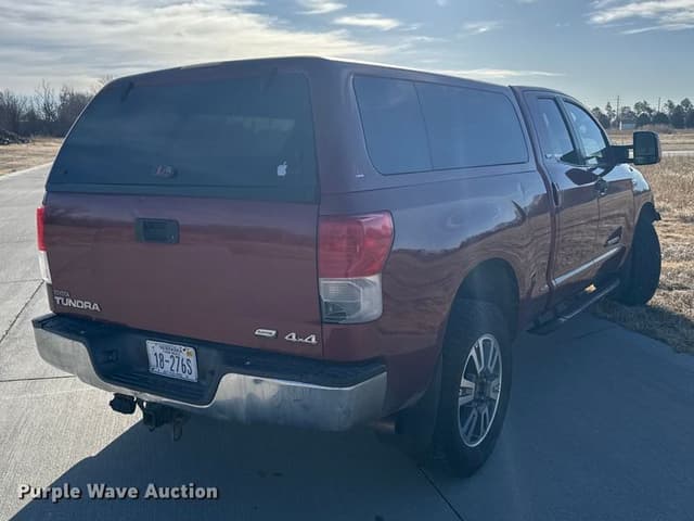 Image of Toyota Tundra equipment image 4