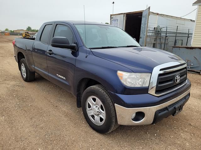 Image of Toyota Tundra equipment image 1