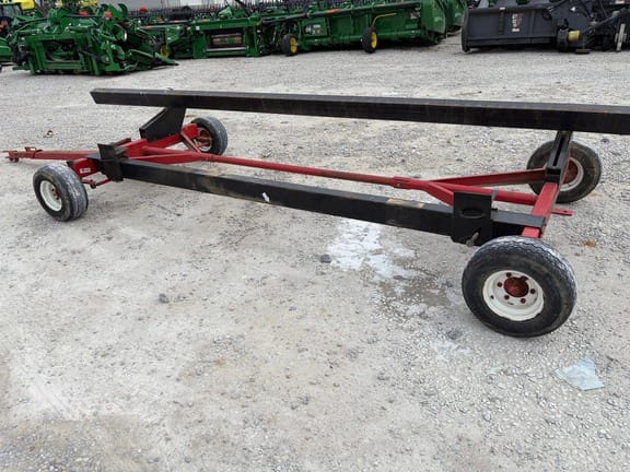 2010 E-Z Trail 672 Equipment Image0