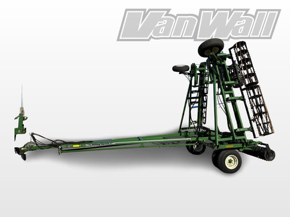 2010 Unverferth 165 Equipment Image0