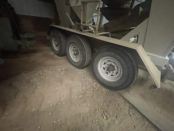 Image of Unverferth 3750 equipment image 4