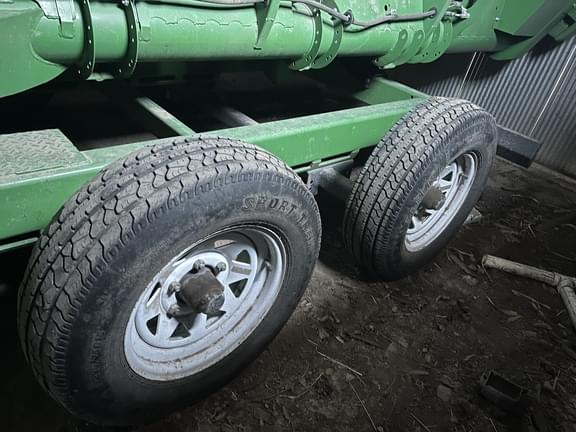 Image of Unverferth Roadrunner 630 equipment image 3