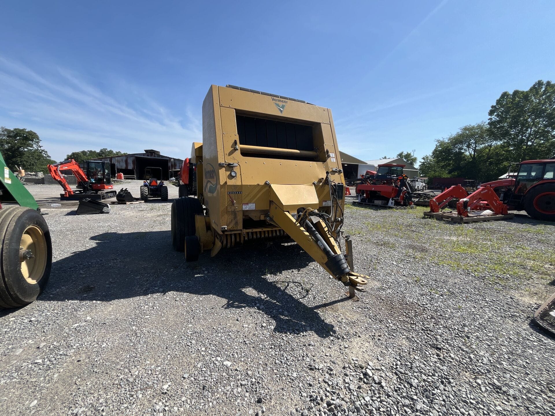 2010 Vermeer 605M Equipment Image0