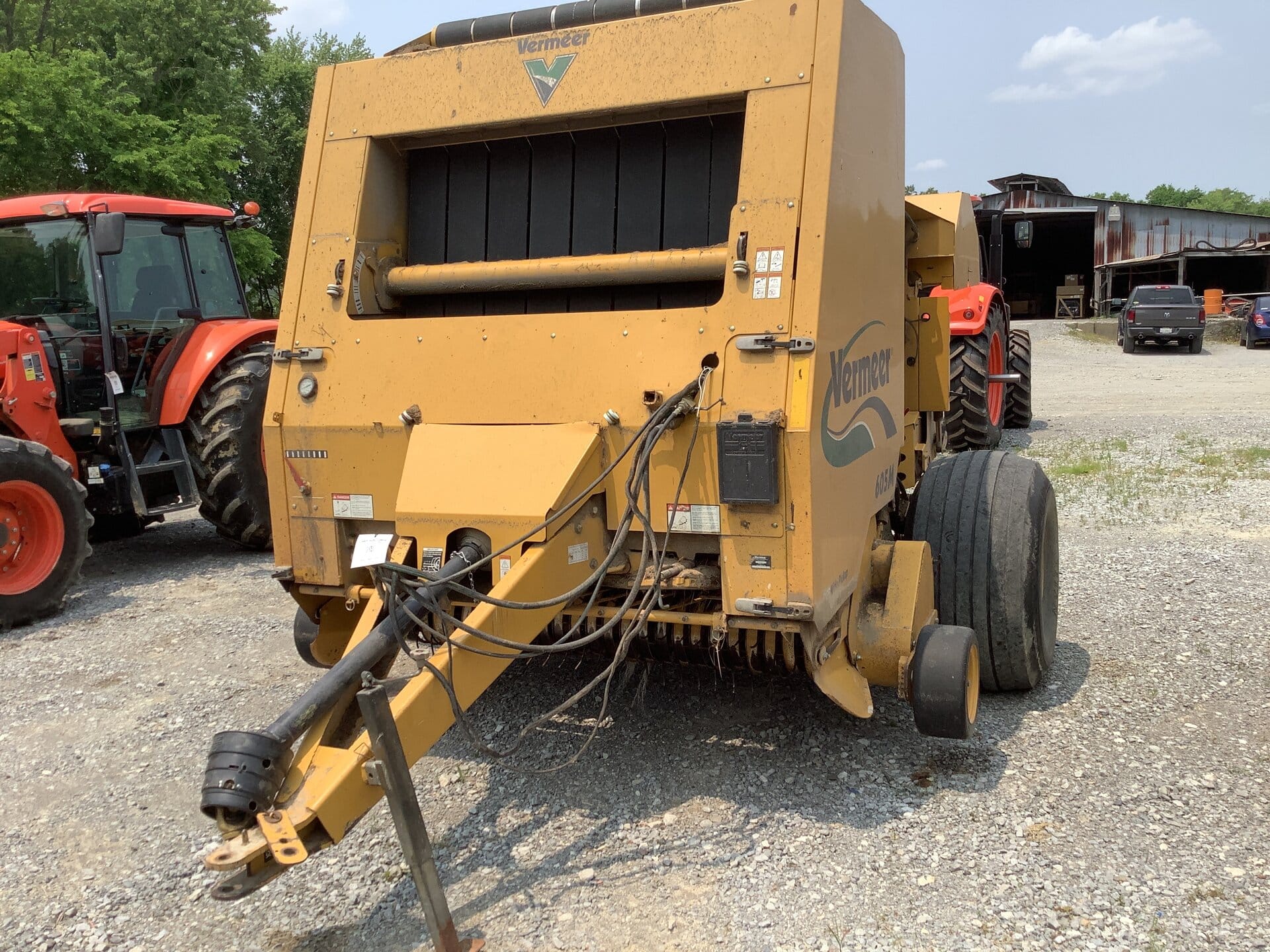 2010 Vermeer 605M Equipment Image0