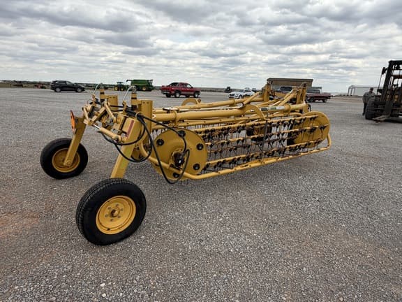 Image of Vermeer R2300 equipment image 4