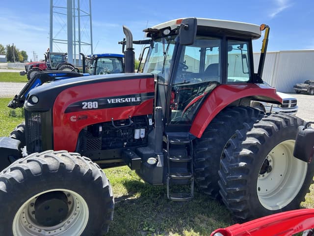 Image of Versatile 280 equipment image 1