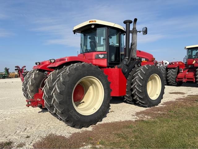 Image of Versatile 375 equipment image 1