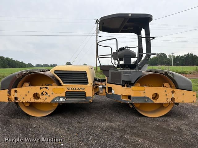 Image of Volvo DD138HF equipment image 3
