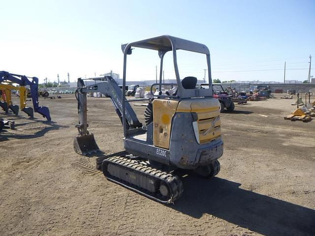 Image of Volvo EC20C equipment image 3