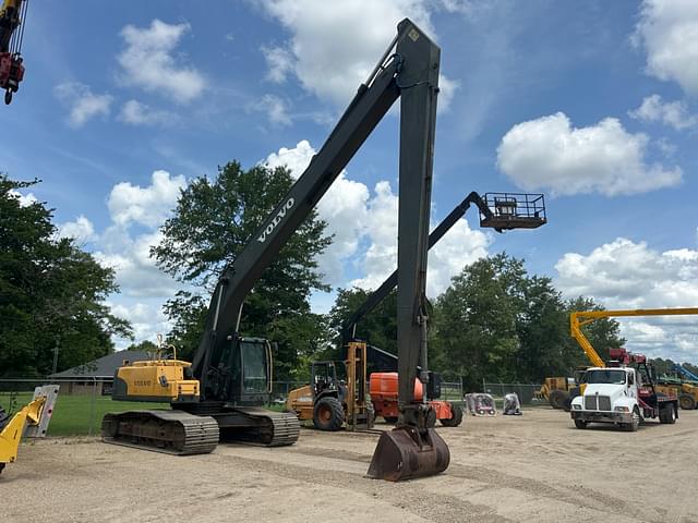 Image of Volvo EC290CL equipment image 1