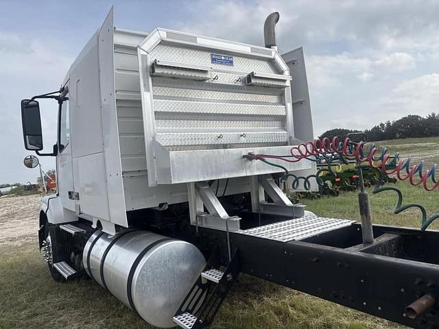Image of Volvo ISX equipment image 3