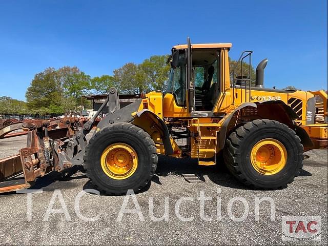 Image of Volvo L120F equipment image 2