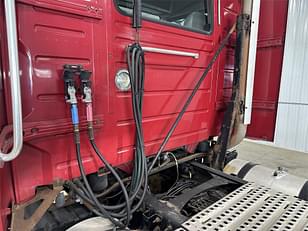 Main image Volvo VNM64T200 24