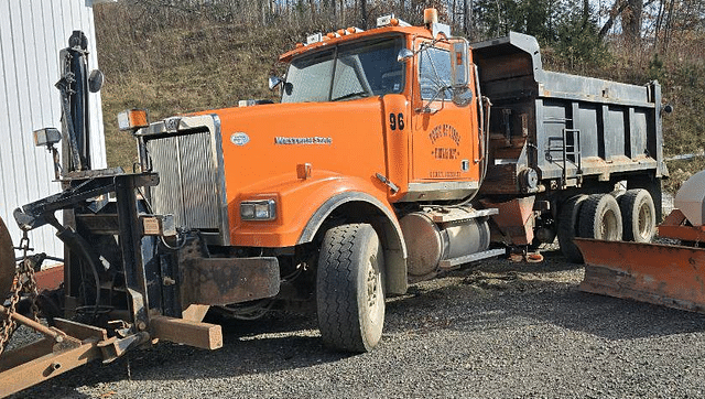 Image of Western Star 49F equipment image 1