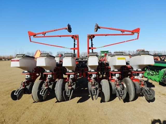 Image of White 8222 equipment image 2