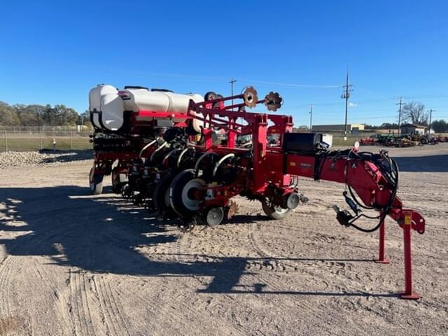 Image of White 8816 equipment image 1