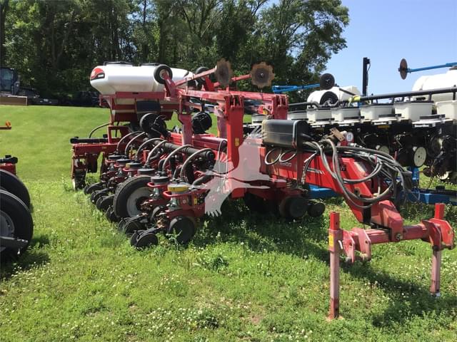 Image of White 8816 equipment image 1