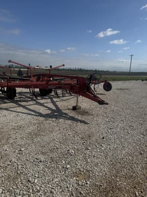 2010 Wil-Rich 5830 Image