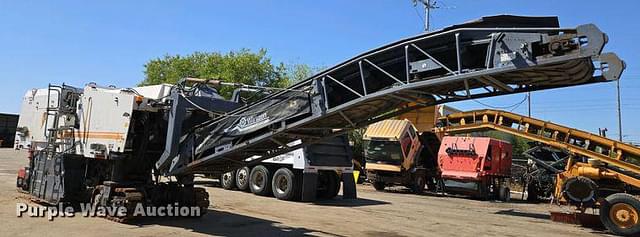 Image of Wirtgen W2100 equipment image 2