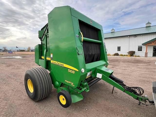 Image of John Deere 568 equipment image 2