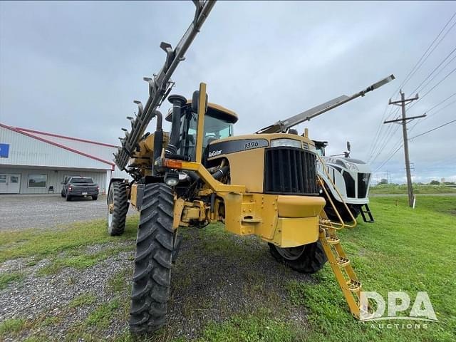 Image of Ag-Chem RoGator 1396 equipment image 2