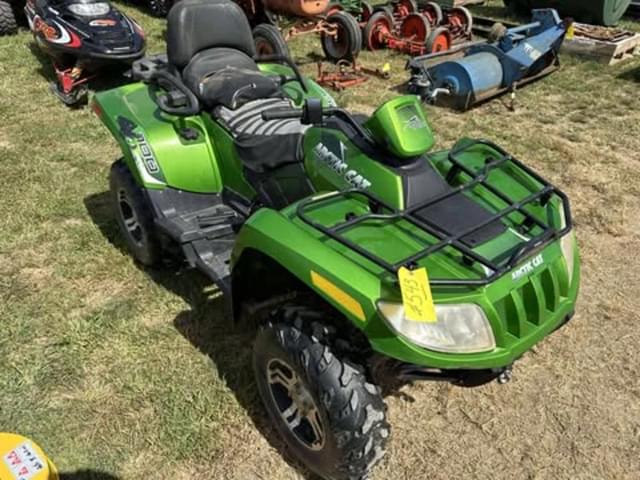 Image of Arctic Cat 700 equipment image 1